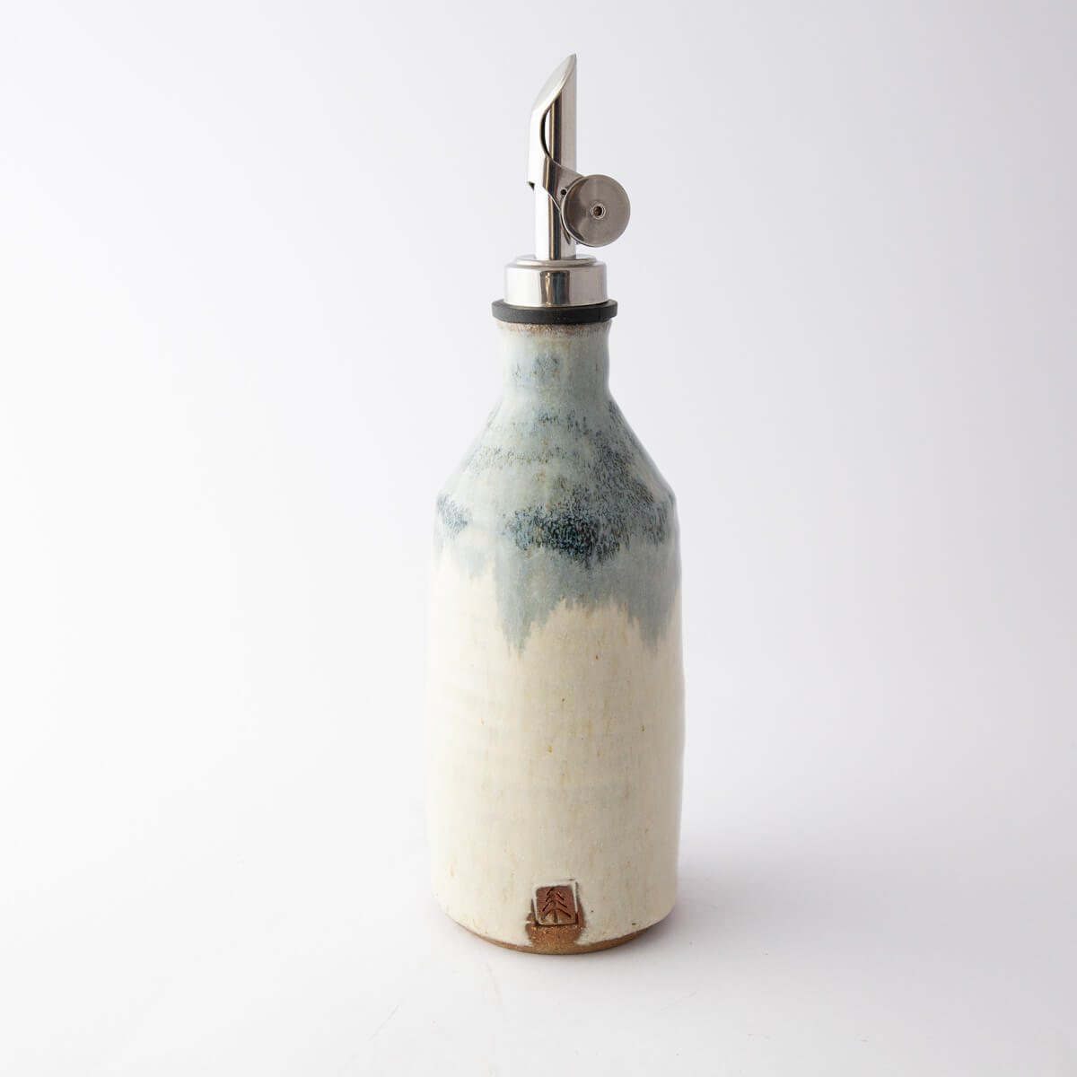Oil bottle